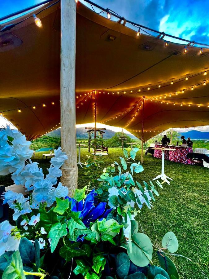 Rivland Resort Païta Екстериор снимка